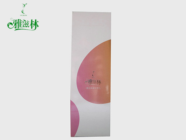 清洁保湿洁面乳